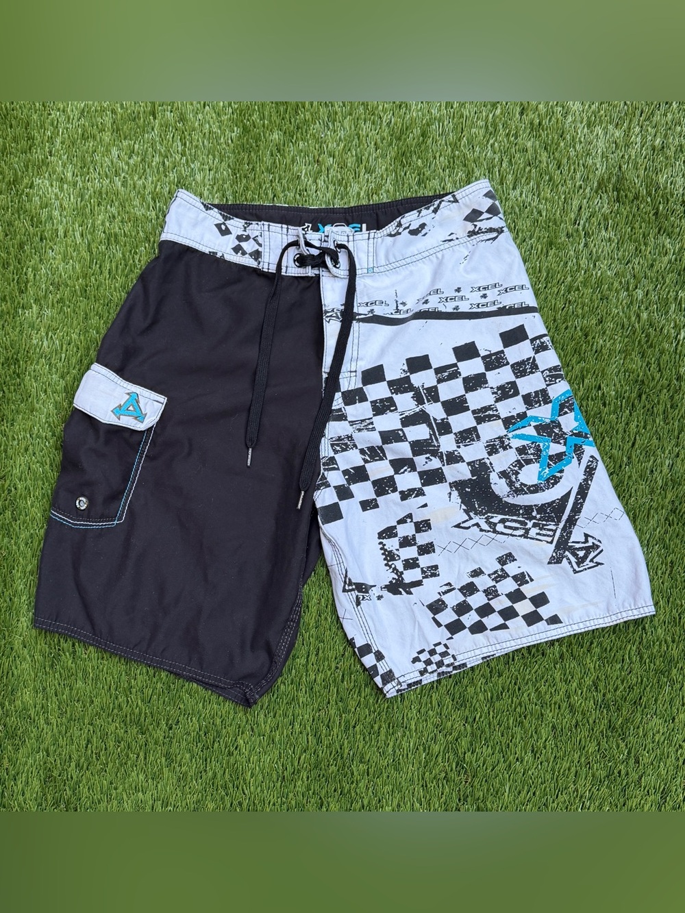 Xcel black & white checkered board shorts Size 30 vintage